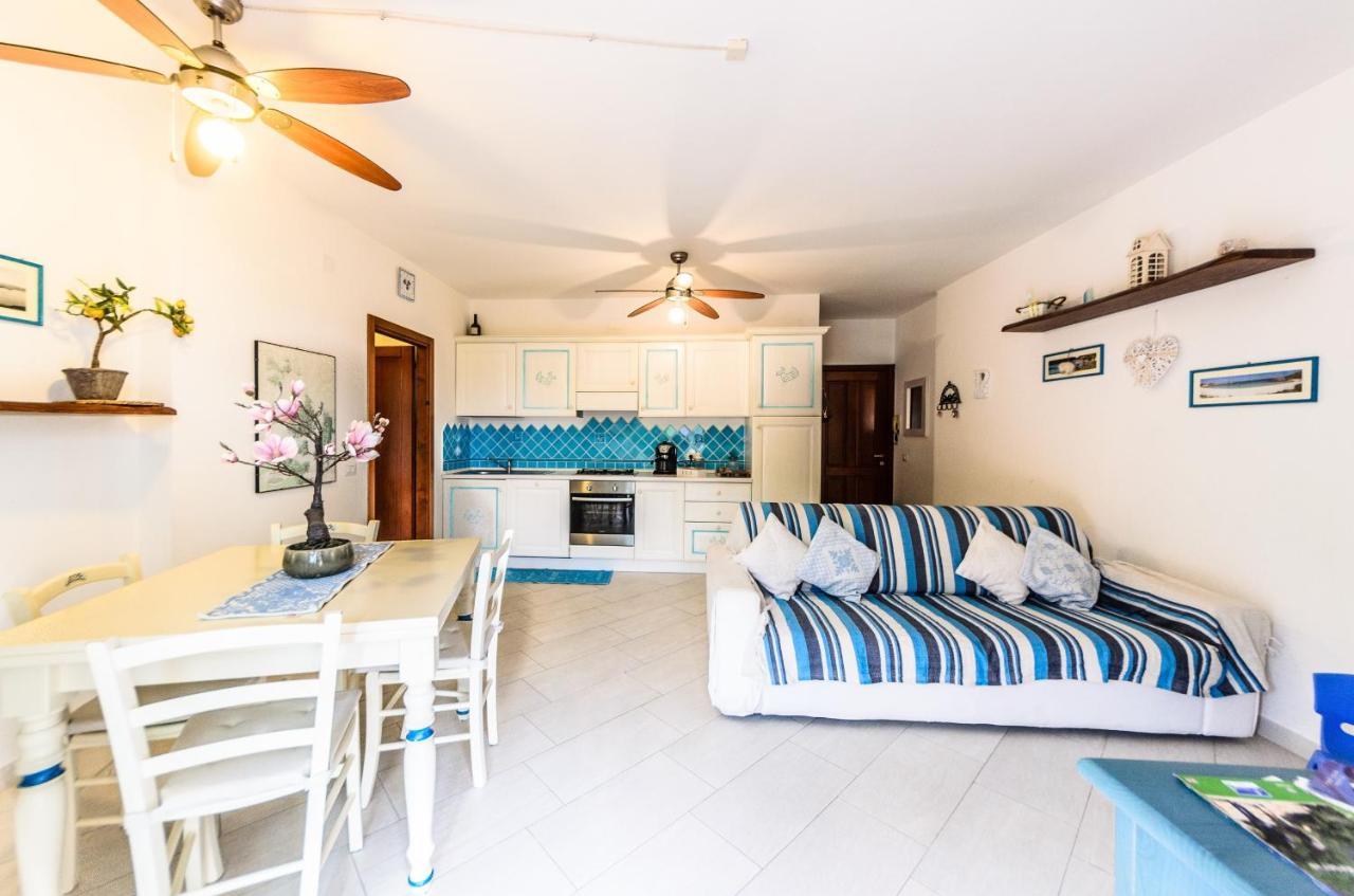 לה מדלנה Sardinia-Holiday La Casa Delle Pavoncelle מראה חיצוני תמונה