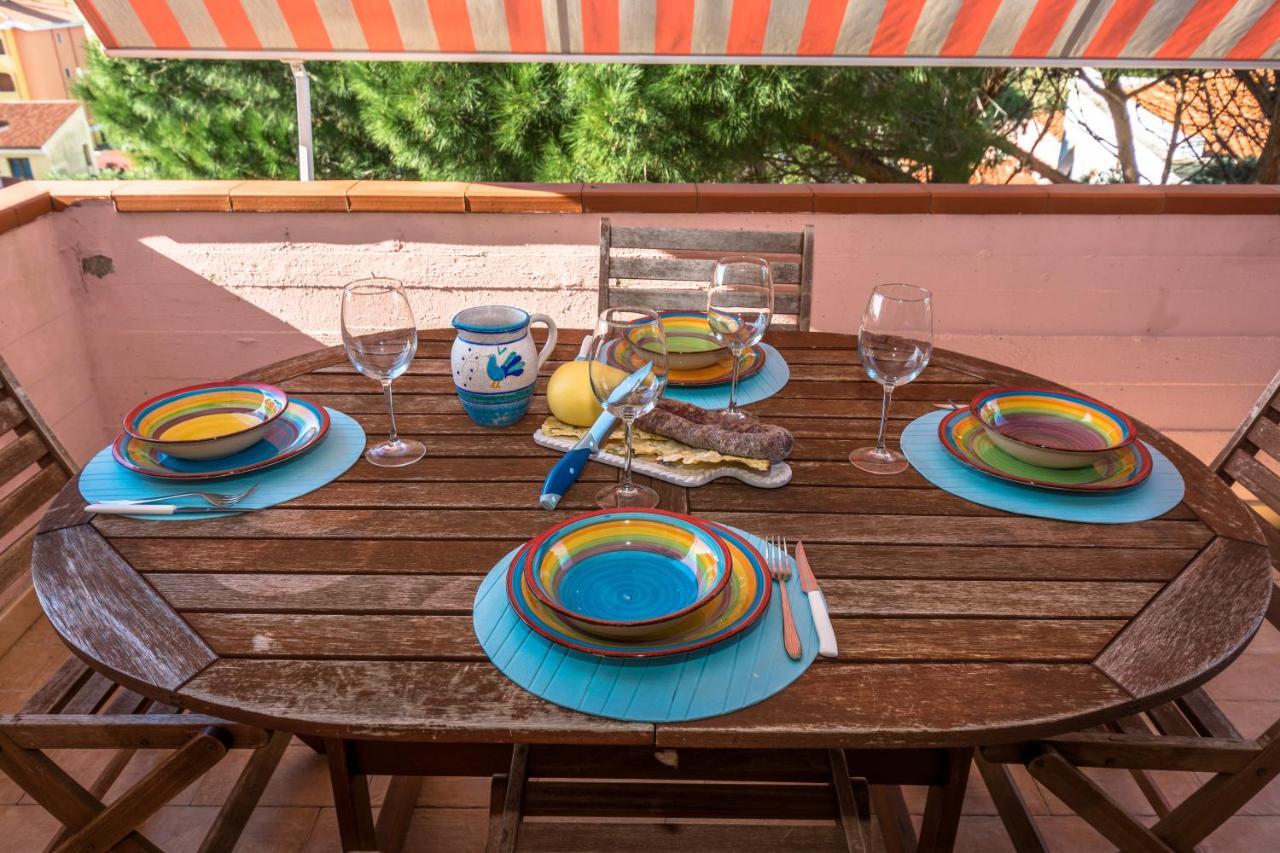 לה מדלנה Sardinia-Holiday La Casa Delle Pavoncelle מראה חיצוני תמונה